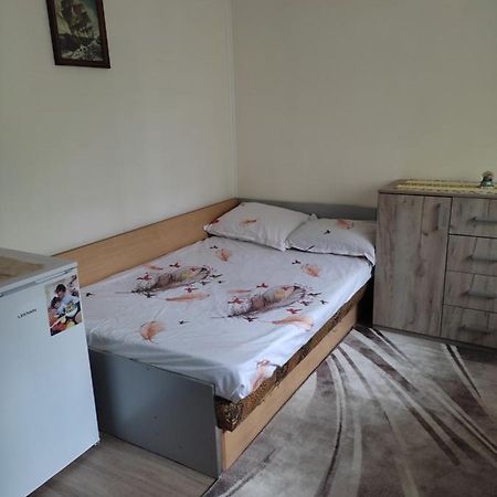 Уют И Топлина. 瓦爾納 外观 照片